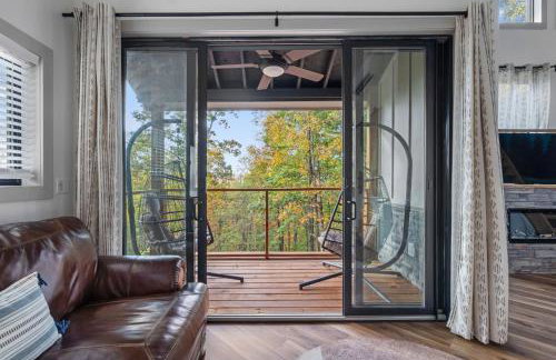 The Evergreen Treehouse with Winter Views - Foto 3