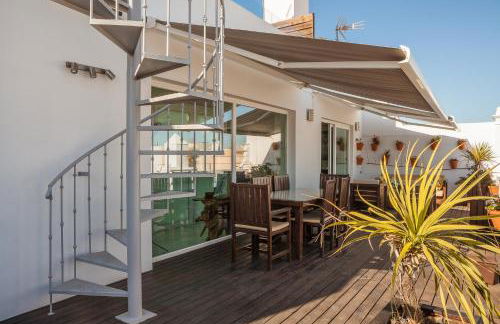 ***** ATTIC WITH IMPRESSIVE VIEWS AND JACUZZI - Foto 12