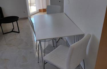 Ivana's Apartments with Amazing Pool Access - Foto 65