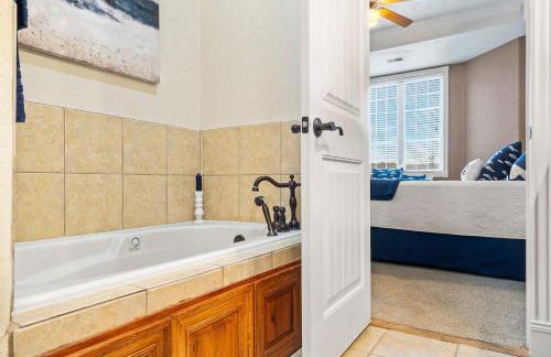 Cliffside Lake Retreat - 2 Bdr, Walk to Table Rock - Foto 60