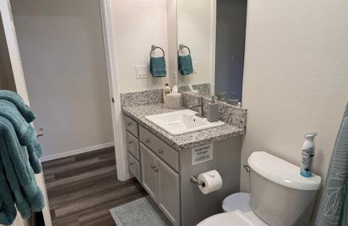 Aloha Hale - Photo 41