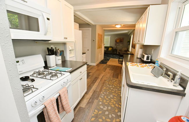 3 Blocks to Notre Dame EV Charger 1707 - Foto 10