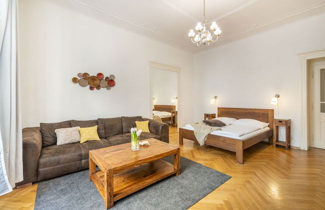 Old Town Square Apartments - Foto 18