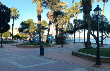 Modern Art Apartment 50m to the Beach - Foto 15