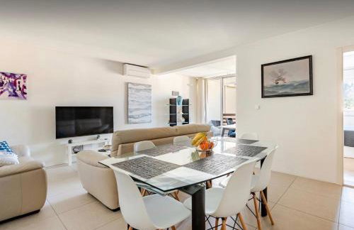 Dubrovnik Bridge & Port View Apartment - Photo 20
