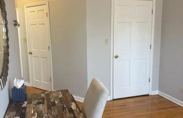 Two Bedroom West Loop - Foto 18