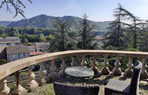 Gîte du vigneron à La Terrasse piscine local vélos - Photo 10
