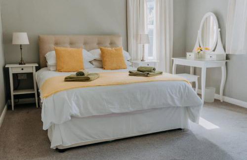 Charming St Davids Cottage with Cathedral Views - Foto 2