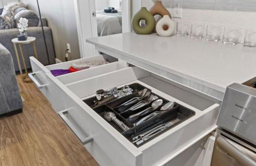 Queen City Breeze - Parking, Pool, Walkable - Foto 19