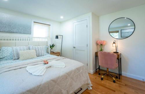 Elegant 4BR Home Yard 4 Parking in Dedham - Foto 18