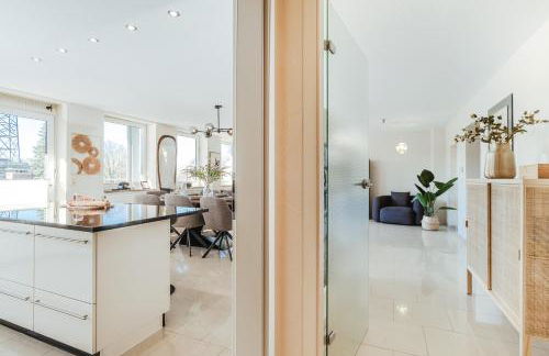 Luxus City Apartment - für Gruppen & Familien mit Whirlpool, Terrasse & Grill - Top Lage - Foto 41