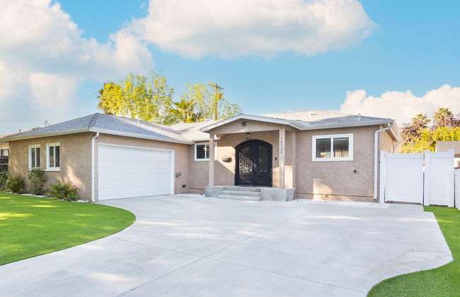 Martha by Avantstay Brand New LA Valley Home - Foto 30