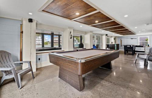 Diving Duck - Waterfront home w Hot tub & Boat dock & King Bed - Foto 52