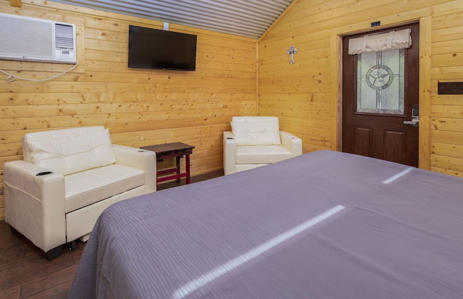 Al's Hideaway Cabin and RV Rentals LLC - Foto 32