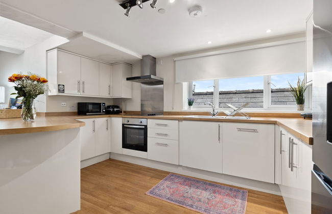 Charming 3-bed Apartment in Haverfordwest - Foto 11