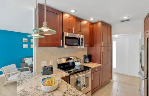 The Modern Palms few mins from Downtown Tampa Ybor city - Foto 11