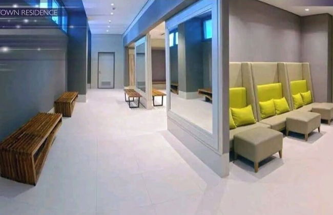 One Uptown Residence - Photo 9