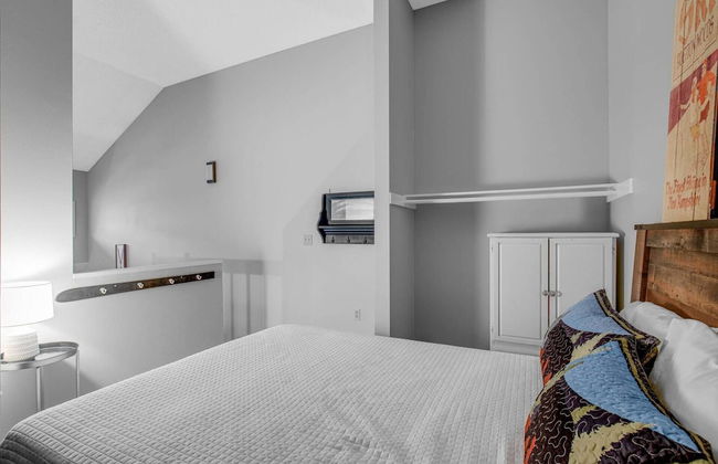 Loon Escape - Photo 16