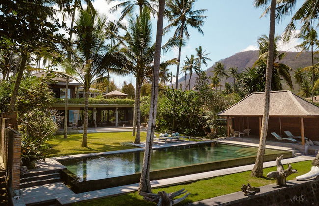 Secluded Beachfront Villa Manis, 5br, Candidasa - Foto 1