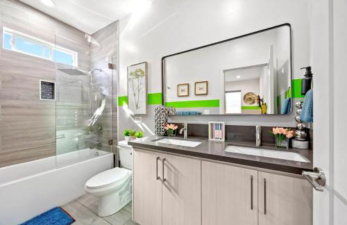 NoHo Hot Tub Home, Sleeps 12, Free Parking, Universal 15m, FIFA World Cup SoFi - Foto 29