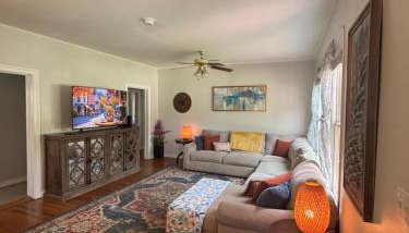 Belle of the Burg - Foto 2