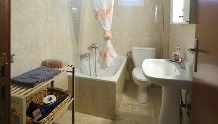 The Bliss Z1 - Foto 3, towels, Shower, locker