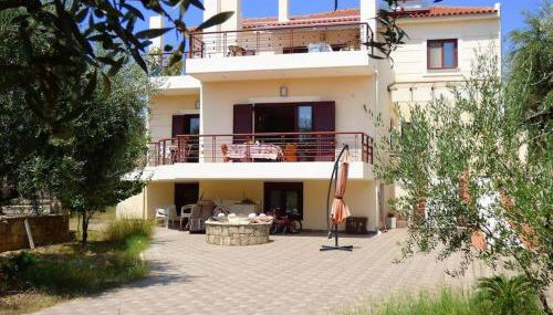 Avia, house with privillaged view, 100 meters from the sea - Foto 3