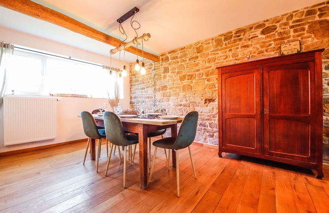 Quietly Located Farmhouse L'echappee Belle - Photo 27