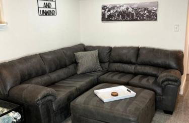 2 whole houses, Fire pit, Game room, feel at home. - Foto 45