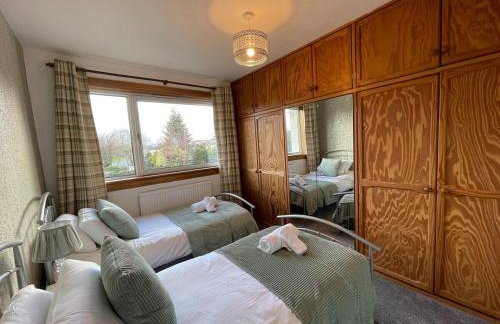 1930s 3Bed House in Quiet Village w/ Large Garden - Foto 15