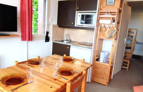 Studio Cabine au Calme, Proche des Pistes et du Centre, Balcon, TV - FR-1-771-68 - Foto 7