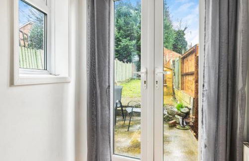 Modern 2-Bed, 1-Bath House in Nottingham - Foto 26