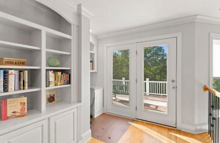 Lakefront 6bdr, Priv Dock, Game Room, Firepit Jake's Lake House by Avantstay - Foto 74