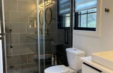 Amazing New House - Waterfront Getaway + Boat Dock - Foto 56