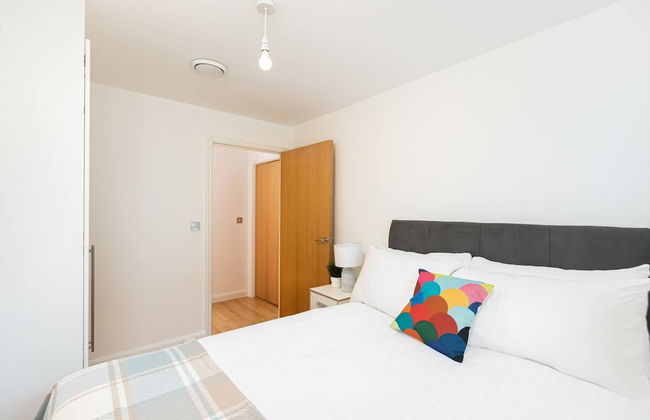 Skyvillion - Spacious 2bed W Balcony In Barnet - Foto 6