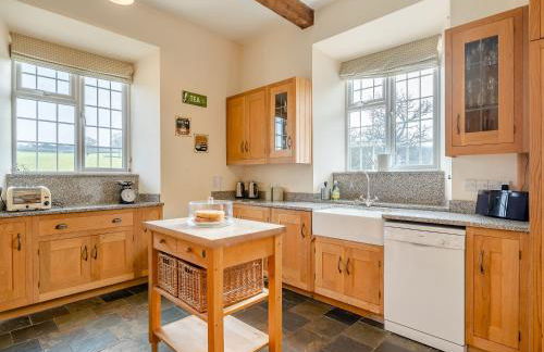 Armswell House - Photo 9