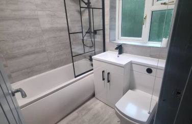 3 Bed Detached House & Hot Tub - Foto 10