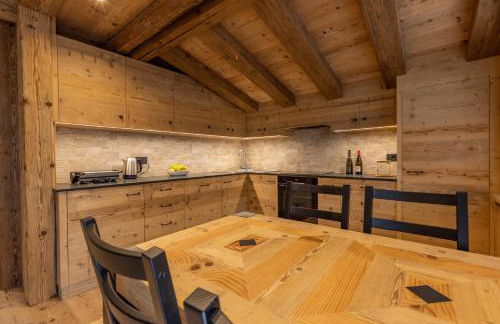 Lino Deluxe Suite - Photo 13