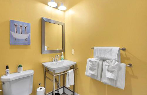 Prime location very close to downtown! - Photo 48