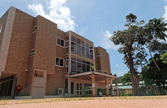 Royale Suites by Arc Royale Luxury Apts - Photo 19