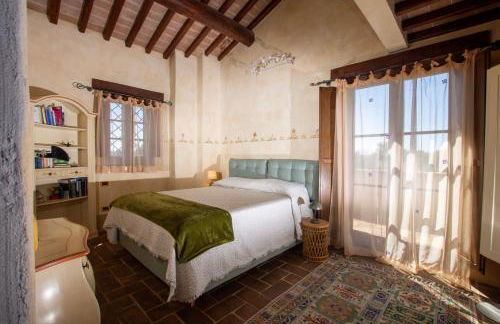 Tenuta di campagna con piscina immersa nel verde - Foto 11