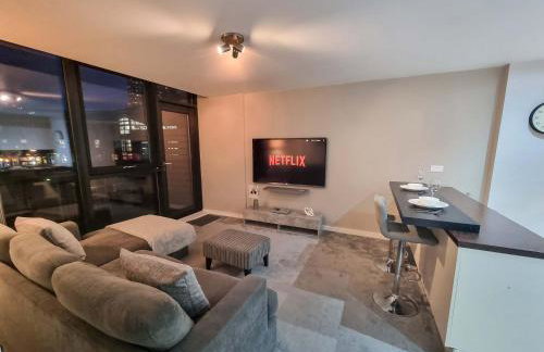 Canal Side Flat by City SuperHost - Foto 2