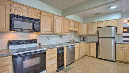 Possum Kingdom Lakefront Home with Patio and Dock! - Foto 4