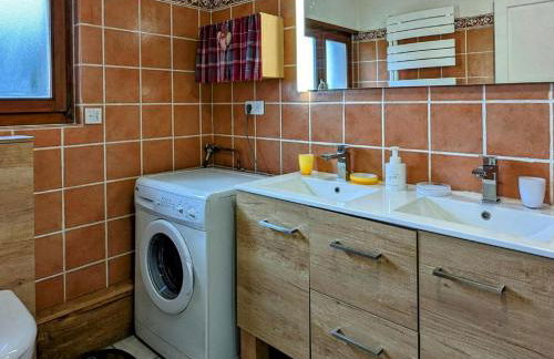 Gîte familial avec jardin et parking à Héricourt, proche de Belfort - FR-1-583-497 - Foto 18