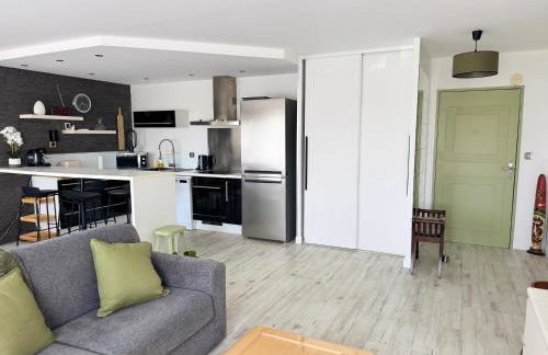 LA PROVENCE - '' TRAVELLER AWARD 2026 '' - Charming modern family apartment, pool & private parking near Avignon, fully renovated with interior-architect design - Foto 13