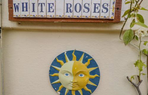 White Roses - Foto 41