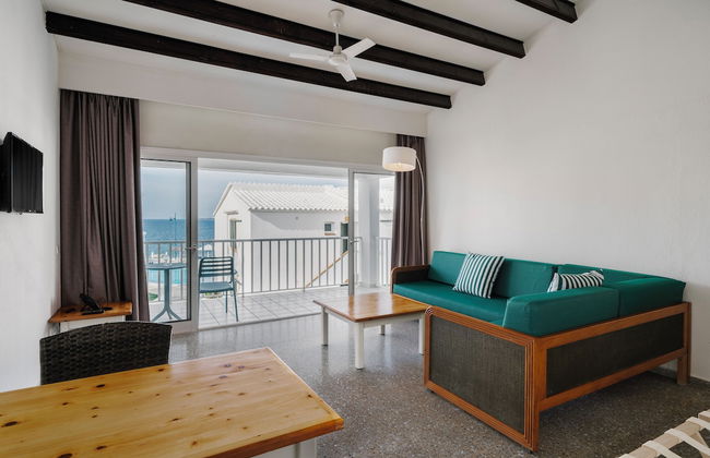 AluaSun Far Menorca Hotel - Photo 6