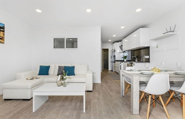 Serene Blue Escape by Madeira Sun Travel - Foto 3