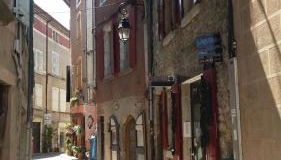 Les Vans - Charmant appartement au cœur du village - Foto 4