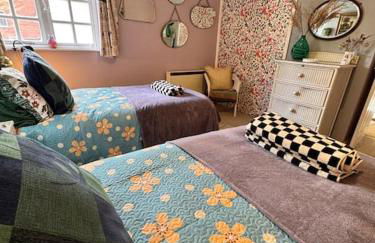 #04 The Haw thornes Sleeps4 NEC 7mins BHX 8mins - Foto 33